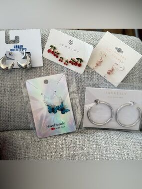 Earring bundle nwt
